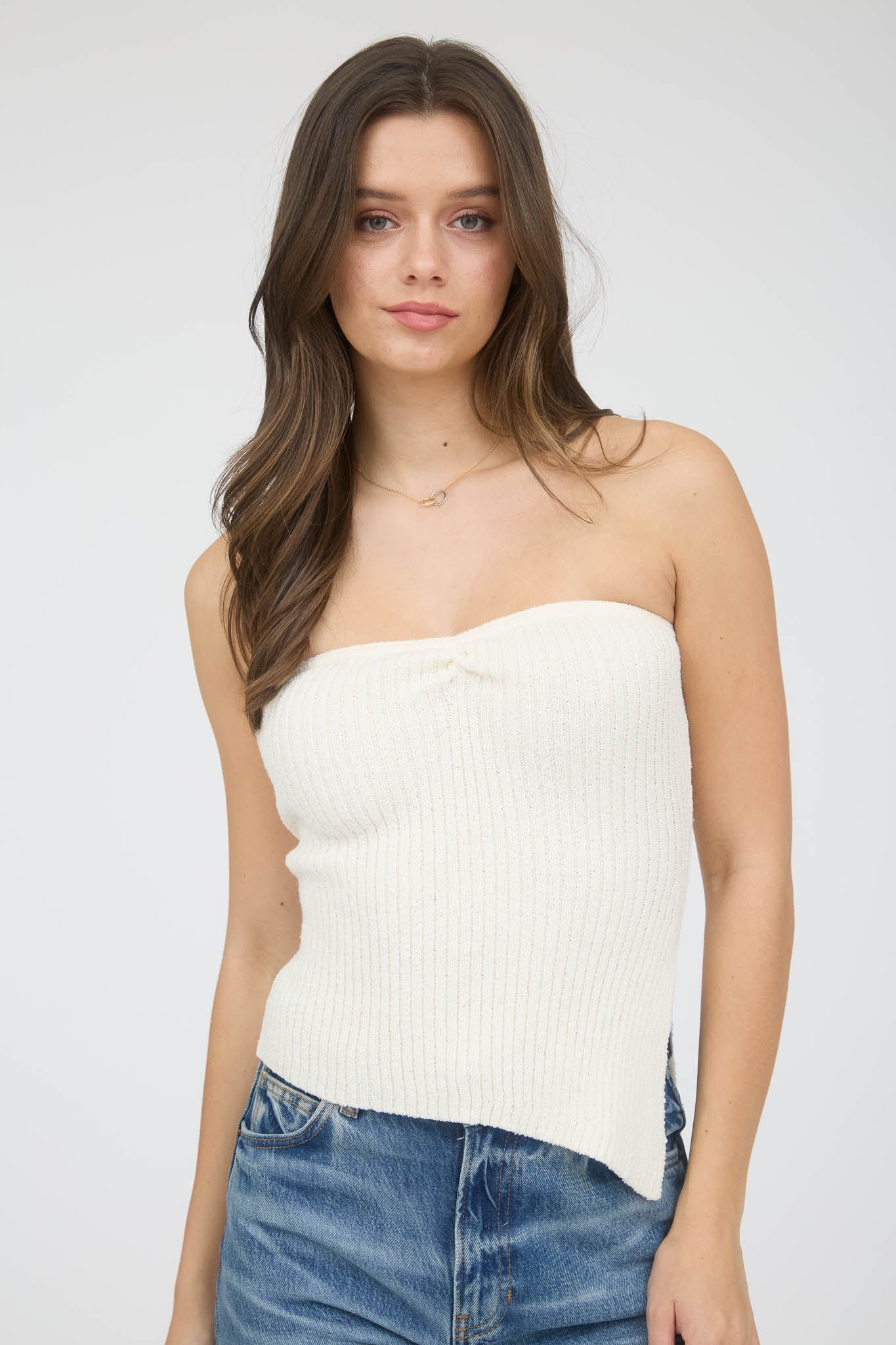 STRAPLESS ASYMMETRICAL HEM SWEATER KNIT TOP